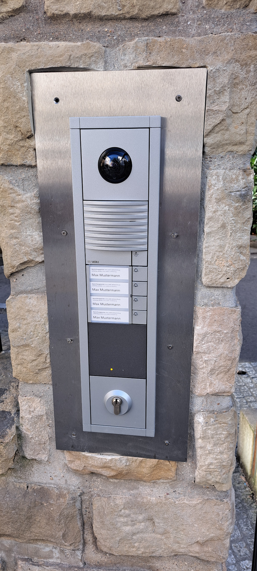 Klingel- und Sprechanlagen